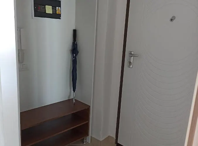 Cinco 33 Kufrujeme.cz * Durrës